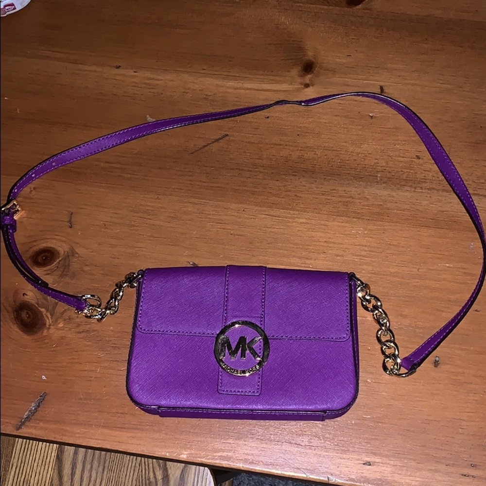 Micheal Kors cross body bag purple New